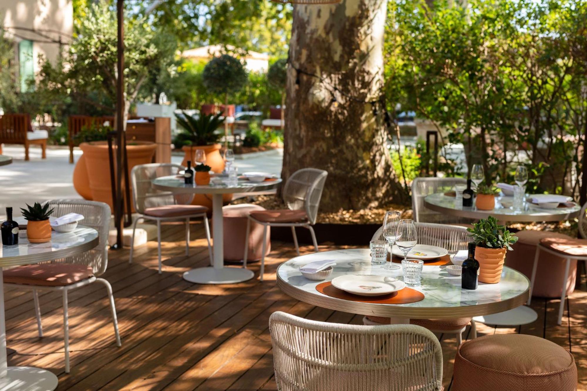 Hotel Et Restaurant La Bastide Bourrelly - Mathias Dandine Кабріє Екстер'єр фото