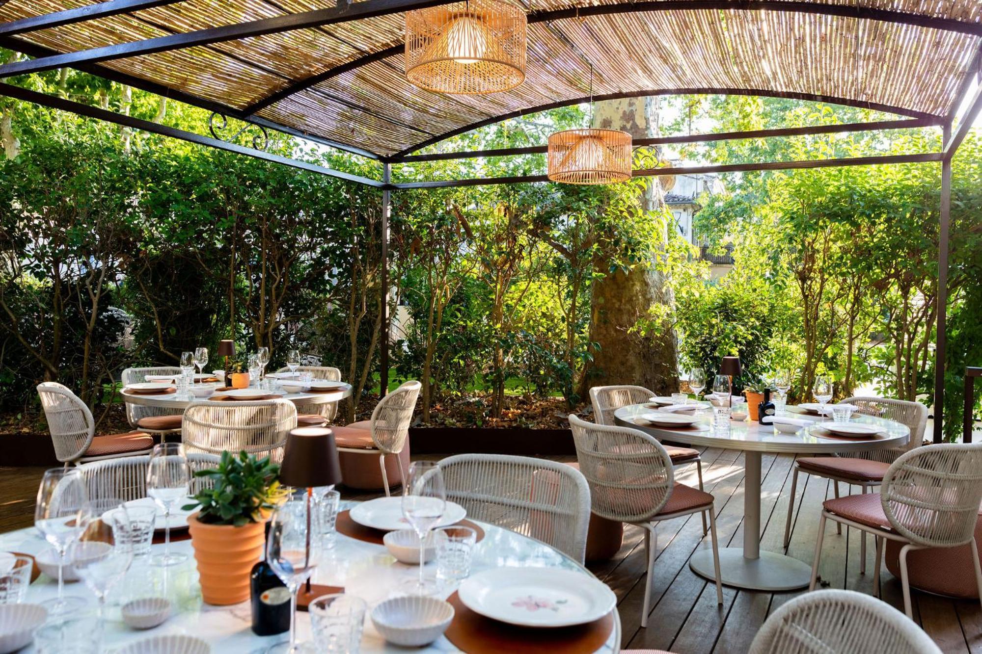 Hotel Et Restaurant La Bastide Bourrelly - Mathias Dandine Кабріє Екстер'єр фото